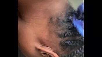 play Ebony Nutte gibt dem kleinen Schwanz einen guten Kopf pt.2