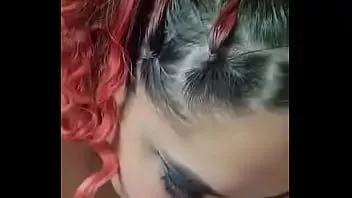 Reproduzir Yanidon69 chupando o pau do papai até ele explodir