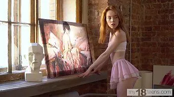 Oynat My18teens - sanat odasında şaşırtıcı lottie magne mastürbasyon