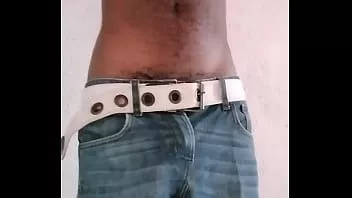 play केन्याई काले शौकिया ट्विंक सुबह अपने बड़े काले डिक को हिलाते हुए