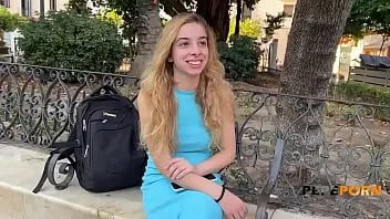 Redare Ea acea fetiță de 18 ani pe care ți-ar plăcea să o tragi! irina love vrea sa experimenteze :-d