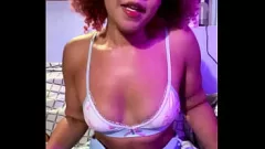 تشغيل السمين لاتينا Camgirl صوفي مصاصة يحصل المشاغب مع ديك وعرض الاستمناء