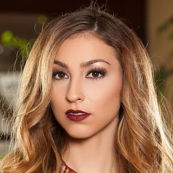 Pornstar Cierra Avalon