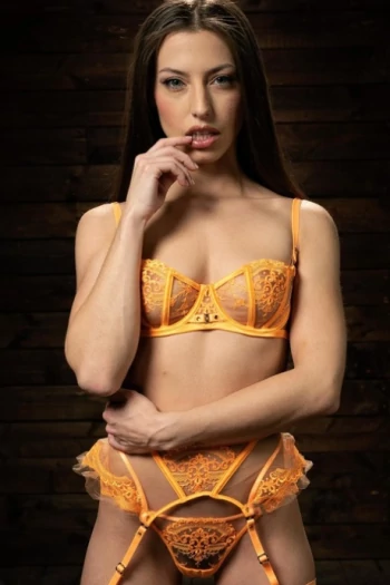 ポルノスター Rope Bunny