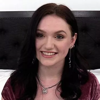 Actrita Gracie Gates